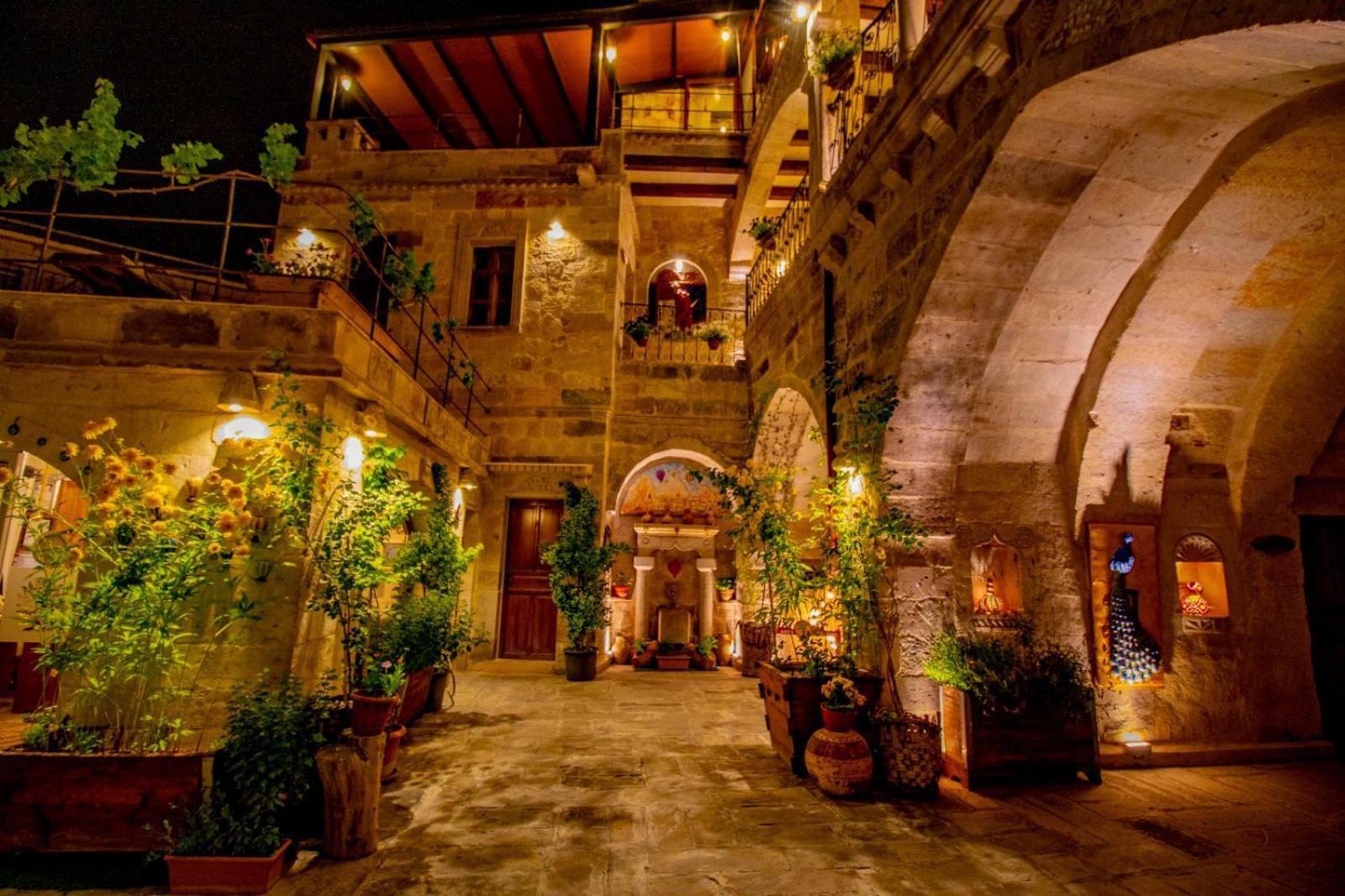Aren Cave Hotel And Art Gallery Göreme Esterno foto